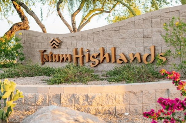 Tatum Highlands entrance monument